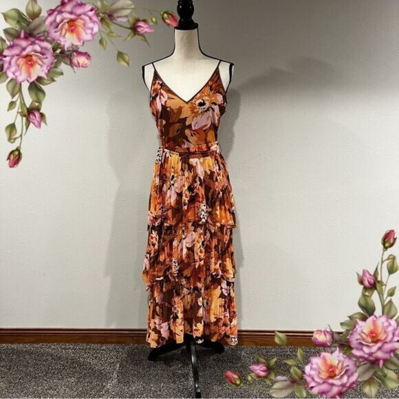 WHBM floral maxi dress with straps - Picture 1 of 15